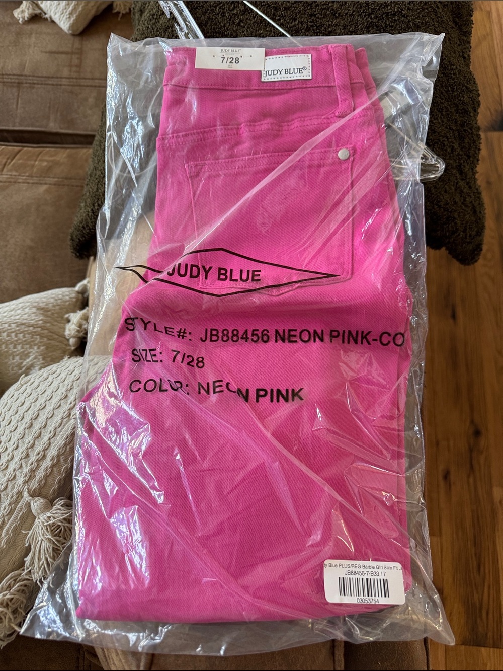 Judy Blue Neon Pink Skinny Jeans